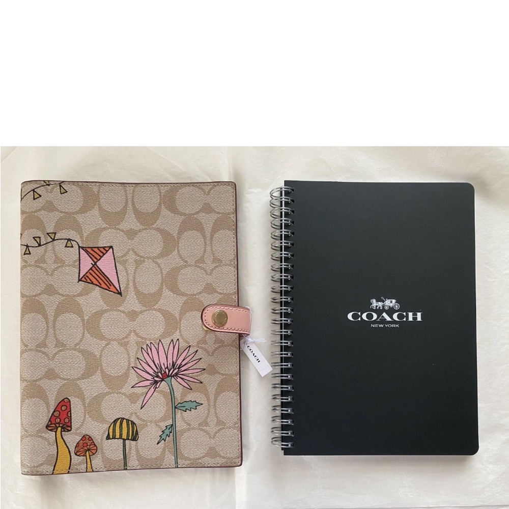 📸 FLASH SALE 📸 Coach X Observed By Us Notebook 🪁🪁🪁  NWT 🪁🪁🪁 - Picture 12 of 16
